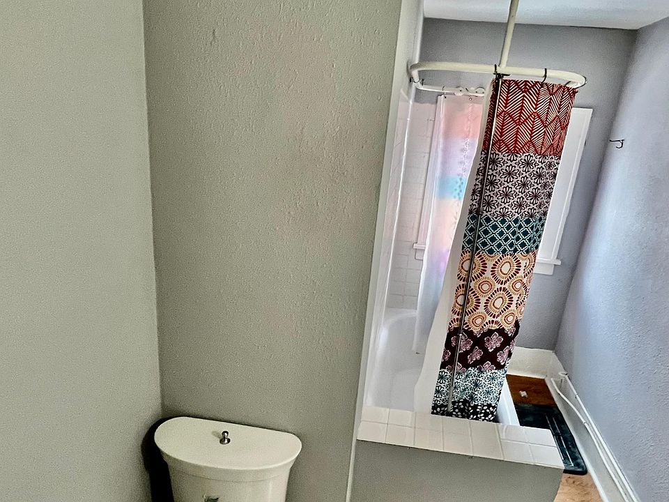 122 Dole Ave, Crystal Lake, IL 60014 Zillow