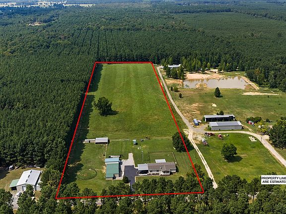 3rd image of 1420 Dement Rd