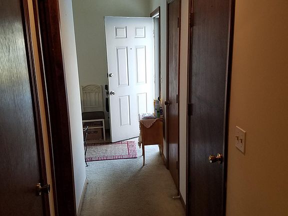 2nd image of 8600 Grandview Ave