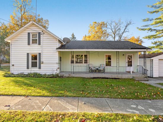 423 N Camburn St, Stanton, MI 48888