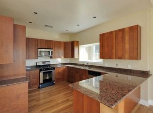 8580 Thermal St, Oakland, CA 94605