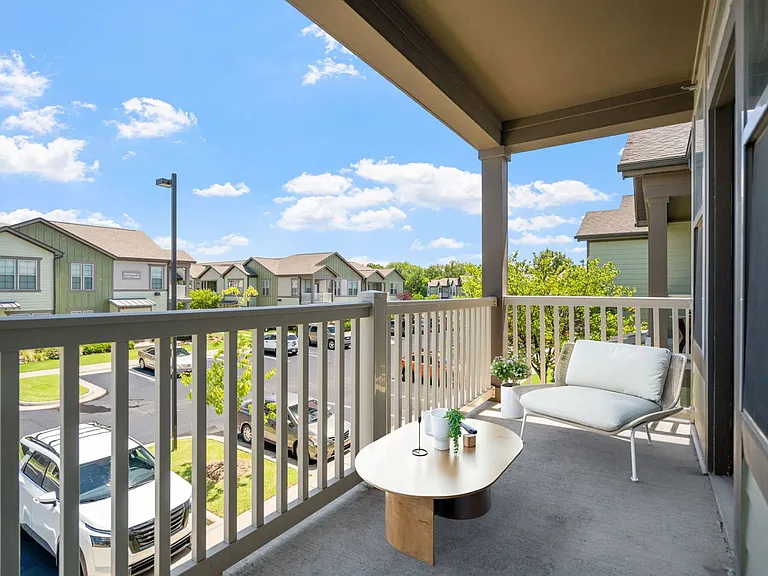 Duncan - 1 Bed / 1 Bath - 857 Sq.Ft.