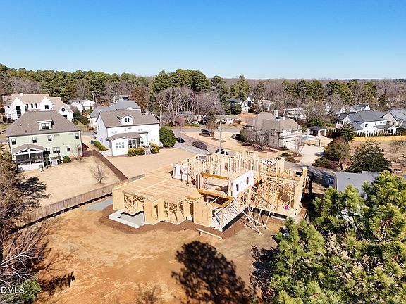 5th image of 206 Lynwood Ln