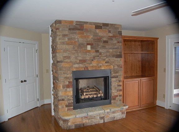 4th image of 518 Indian Paint Brush Dr