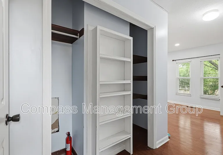 7668 Chatham Cir — Photo 21