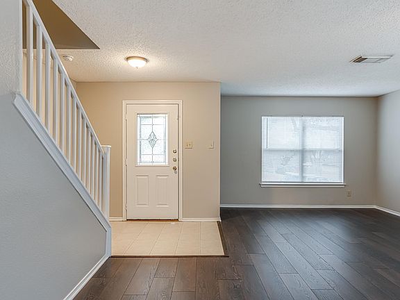 4th image of 22011 Oriole Hill Dr