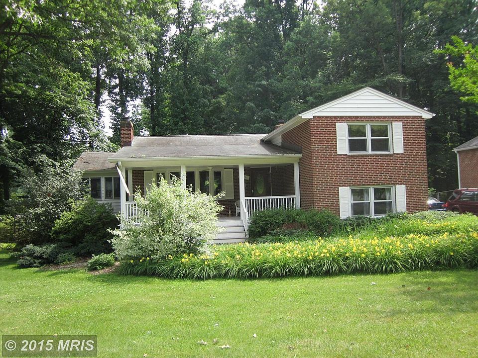 2nd image of 10711 Norman Ave