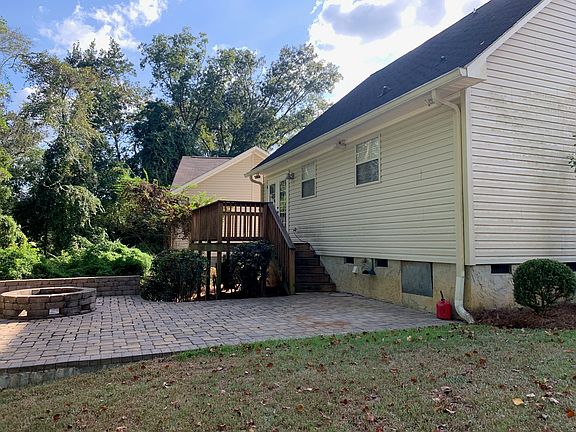 Back deck with fire pit
