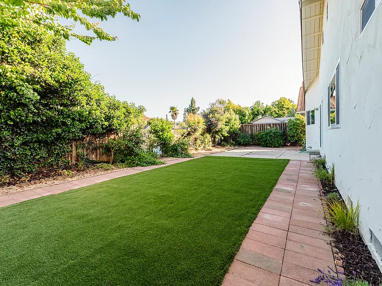 1236 Isengard Dr — Photo 33