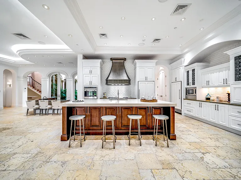 361 Mizner Lake Estates Dr — Photo 6