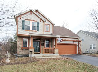 285 S Catalina Dr, Round Lake, IL 60073