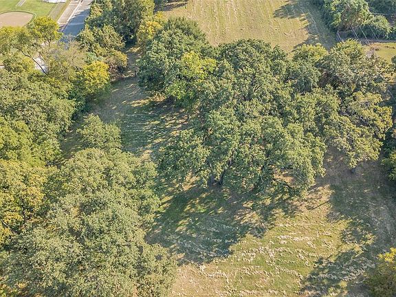 2nd image of 1502 W 2nd St Lot 1