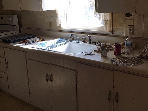 2nd image of 4300 NE 44th Ter