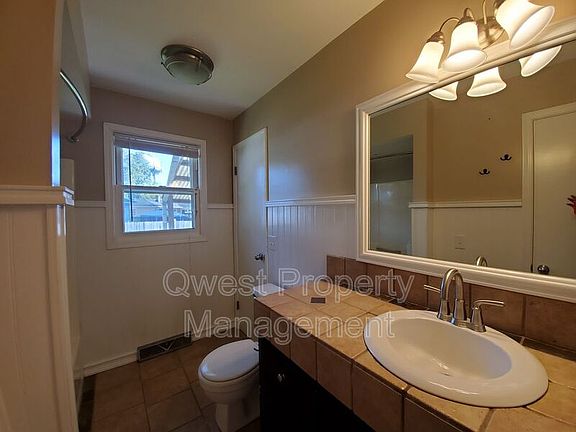 5th image of 2701 Vassar St SE