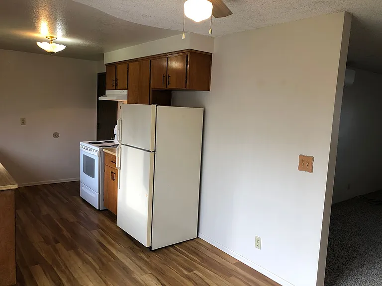 4823 Elderberry Loop — Photo 11