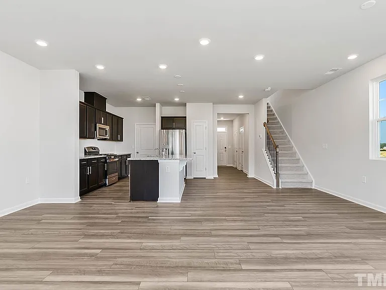 2421 Chert Ln — Photo 24