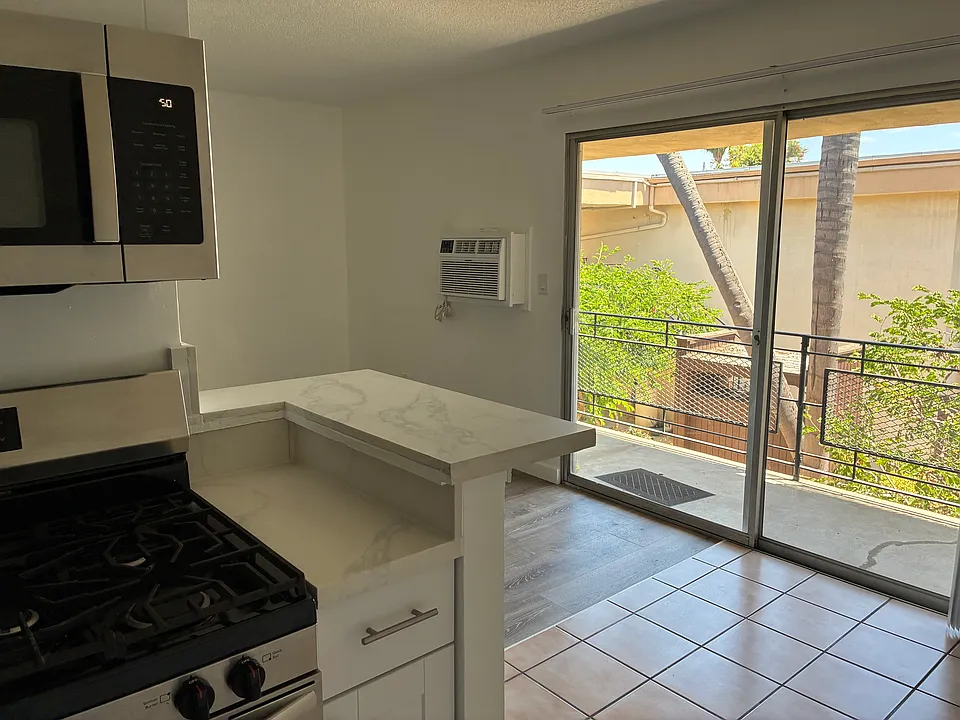 Windsong Apartments