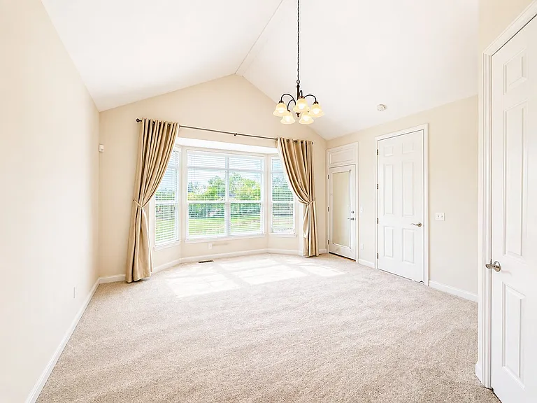 4392 Navin Field Ln — Photo 14