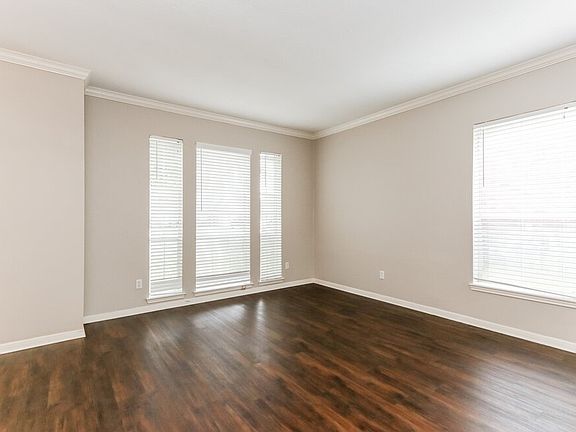 5th image of 18622 Sandelford Dr