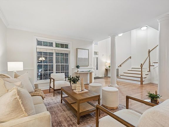 4th image of 38W550 Callighan Pl