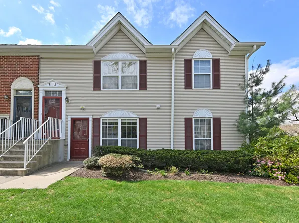 1142 Stafford St #1142, Mahwah, NJ 07430