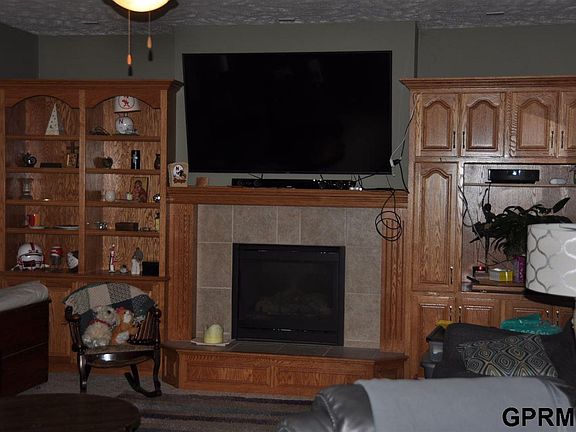4th image of 18315 C St