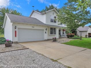 1064 Eaton Green Dr, Charlotte, MI 48813