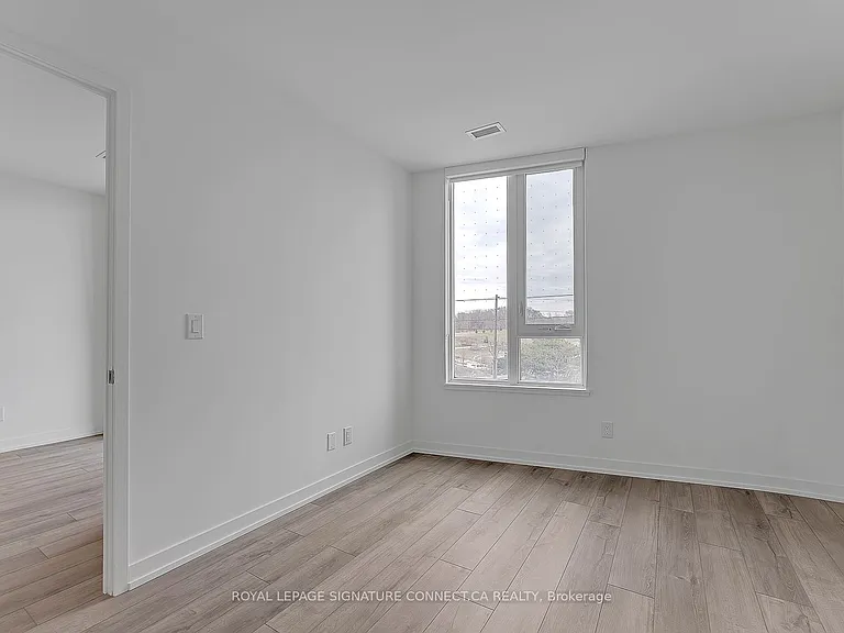 3100 Keele St #421 — Photo 14