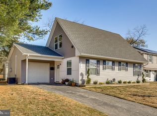 21 Berkshire Ln, Willingboro, NJ 08046