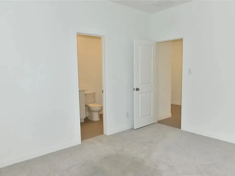 2826 Westeros St — Photo 7