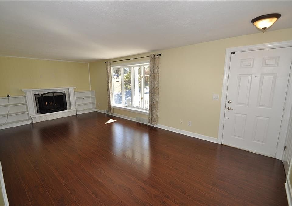 688 Maple Dr, ster, NY 14580 Zillow