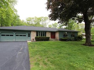 34 Inca Dr, Trumbull, CT 06611