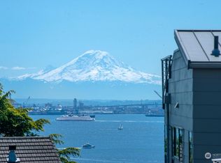 3513 W Howe St, Seattle, WA 98199