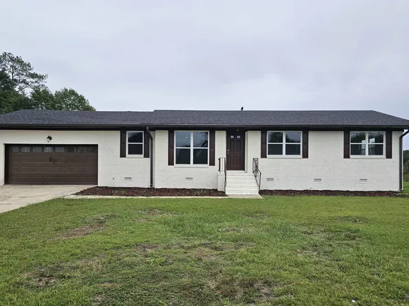 1055 10th St, Pleasant Grove, AL 35127