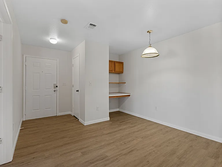 1221 Wren Ct #4-303 — Photo 10