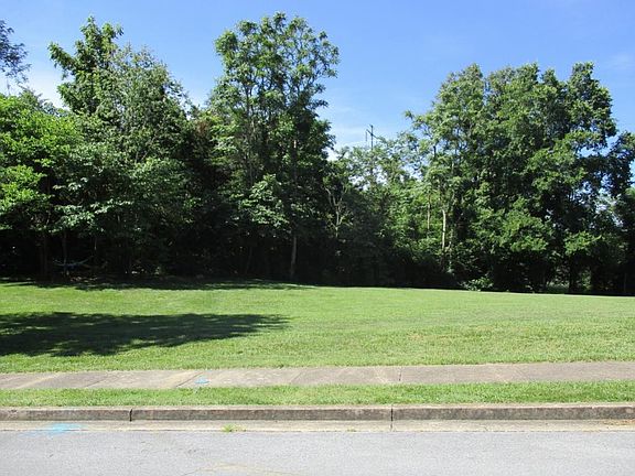 2nd image of 16 Boles Dr