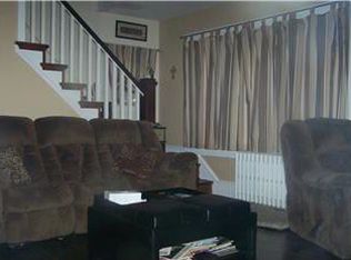 68 7th St, Salem, NJ 08079