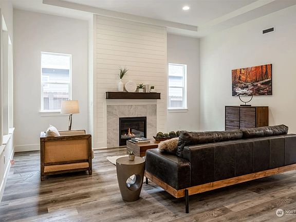 3rd image of 10421 87th Avenue Ct SW #9