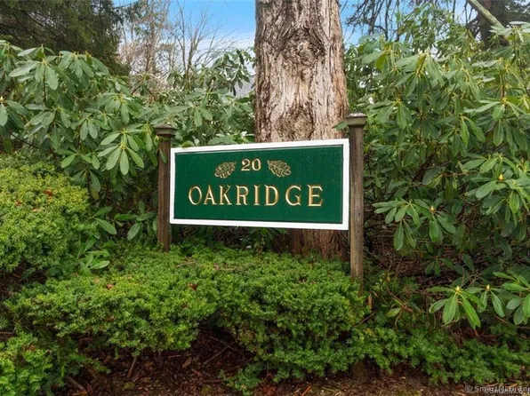 20 Comstock Avenue APT 5A, Essex, CT 06442