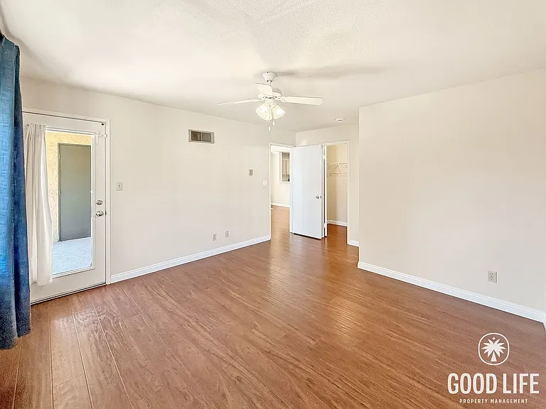 7565 Charmant Dr #302 — Photo 8