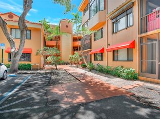 15535 Miami Lakeway N #106, Miami Lakes, FL 33014