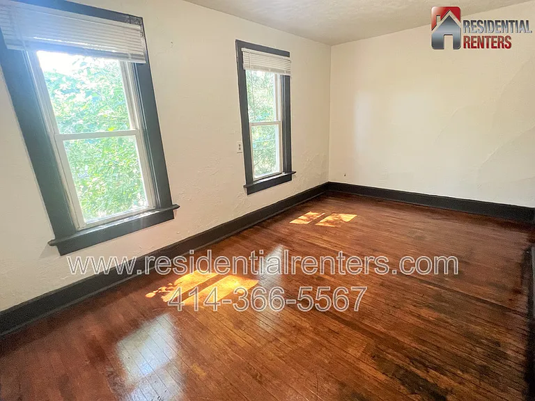 3001 N 1st St — Photo 5