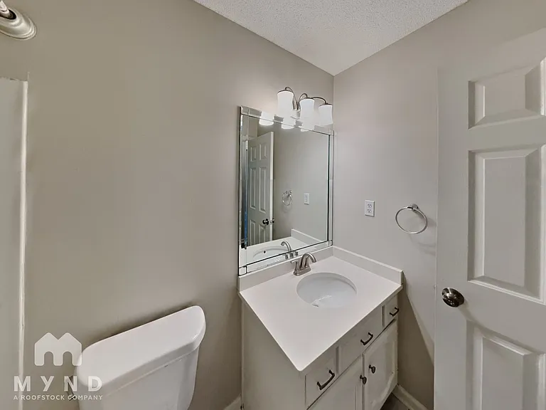8313 Regal Bend Dr — Photo 22