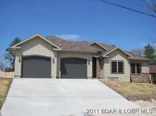 777 Fowlers Point, Camdenton, MO 65020