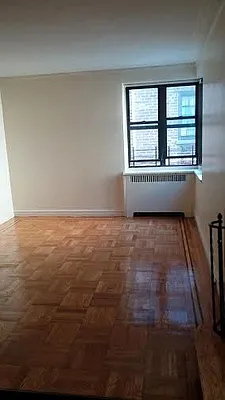 Rented by Uptown Flats LLC | media 10