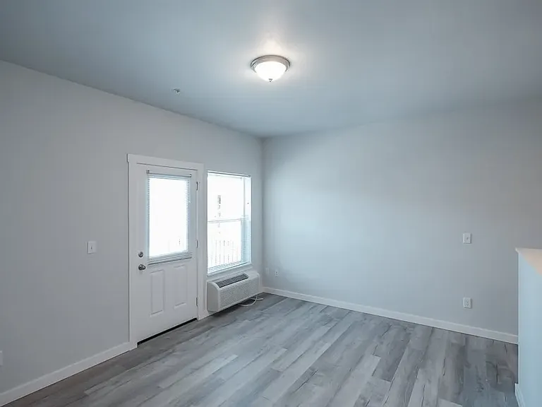Cascade Meadows Apartments — Photo 10