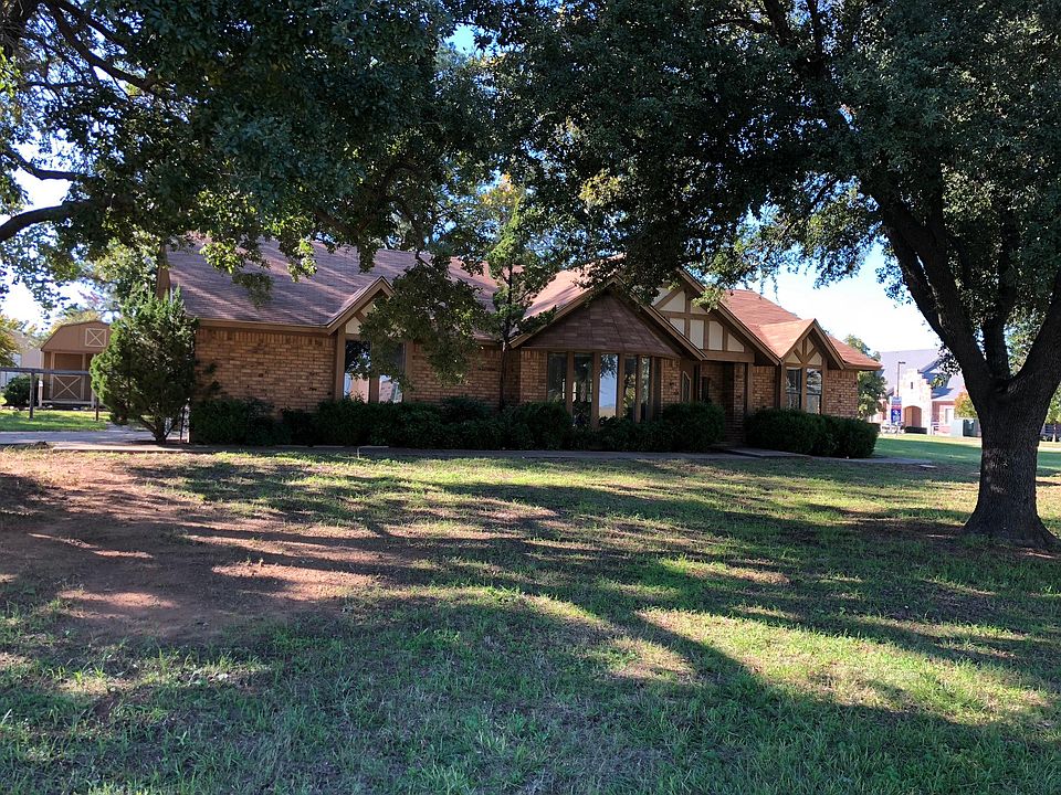 2nd image of 4181 Long Prairie Rd