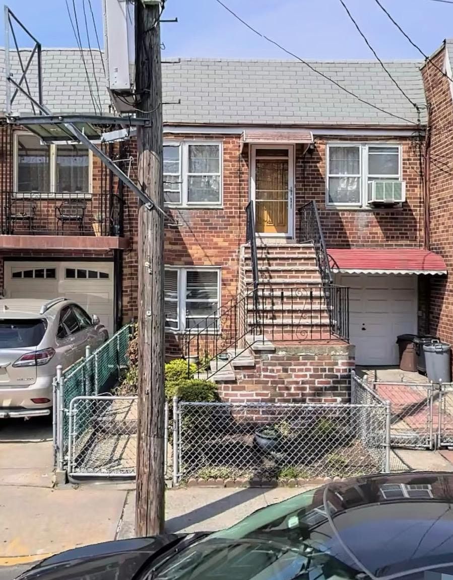 5421 Andrews Ave 2, Maspeth, NY 11378 Zillow