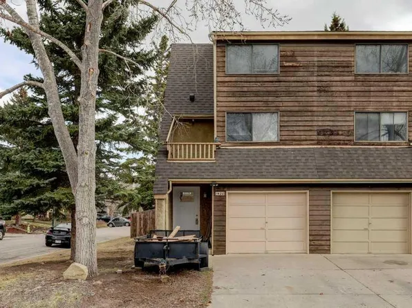 1420 Ranchlands Rd NW, Calgary, AB T3G 1M9