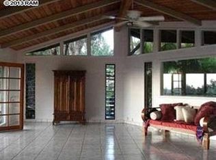 2560 Kokomo Rd, Haiku, HI 96708